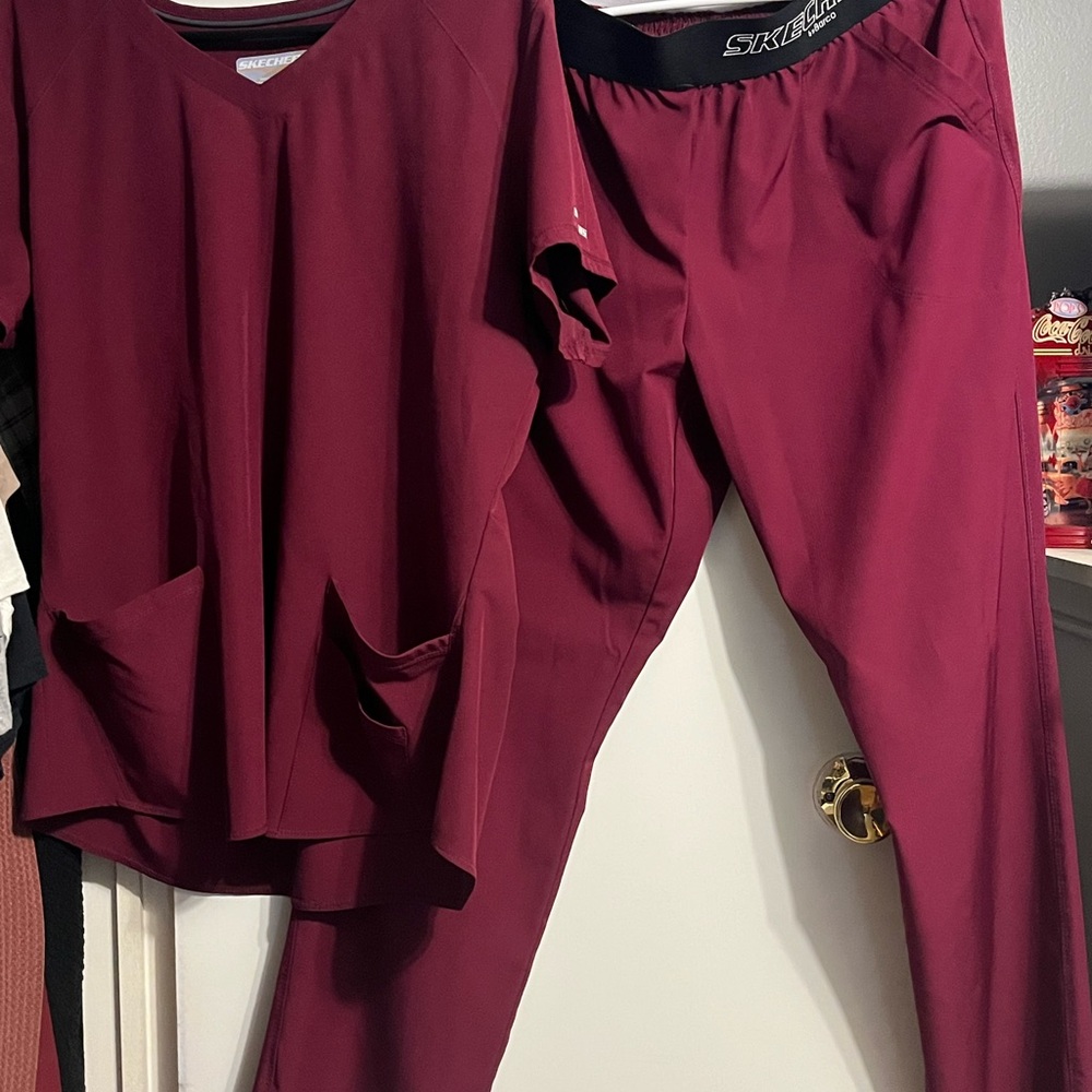 Skechers Women's Burgundy Scrub Set